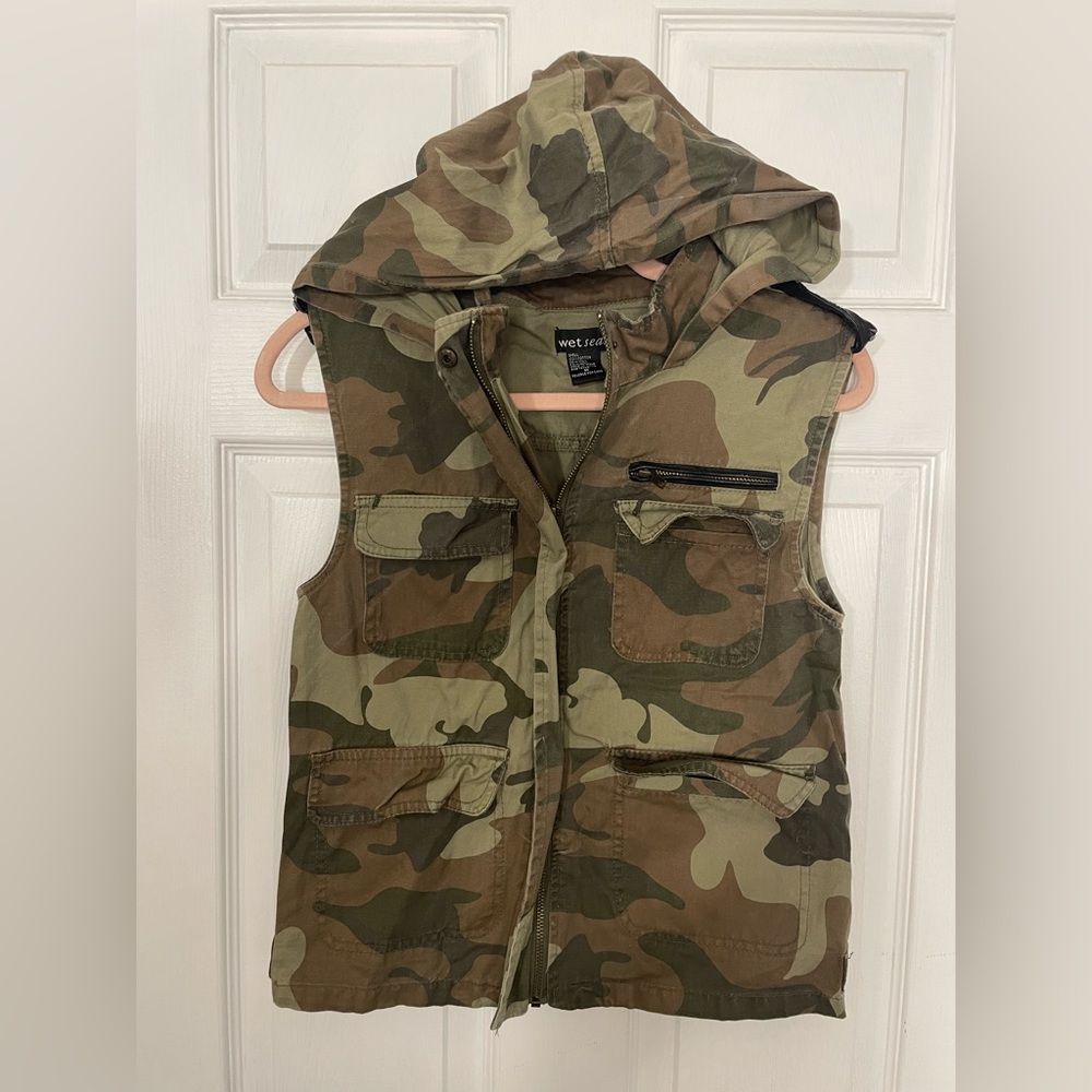 Army green vest